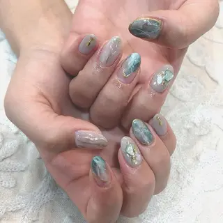 ネイル 中牟田 彩水のネイルデザイン