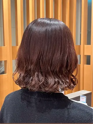 ショート パーマ 酸性ストレート🫧 パーマ💫／ヒロトのヘアスタイル