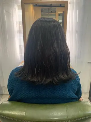 ミディアム カラー LOARK HAIR 市川笑瑠のヘアスタイル