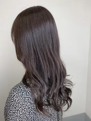 セミロング カラー 【透明感、艶髪】西村 有司のヘアスタイル