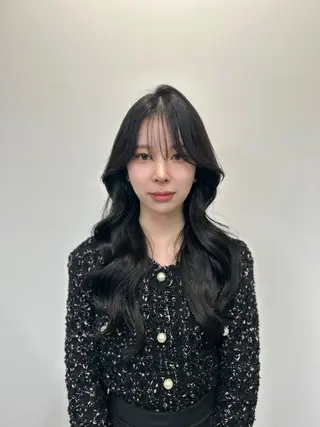 ロング カラー 心斎橋l大人韓国ヘア レイヤー×艶カラーのヘアスタイル