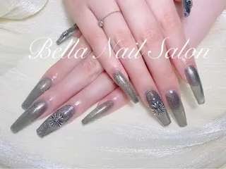 ネイル Bella Nail Salonパラジェルのネイルデザイン