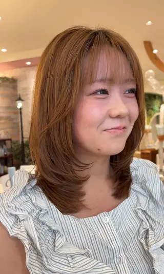 ミディアム 韓国風レイヤーカット 🇰🇷❕モカのヘアスタイル