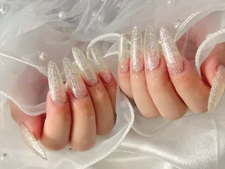 bijou nails 蓮のネイルデザイン
