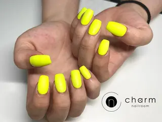 ネイル ネイルルーム チャームのネイルデザイン