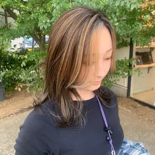 セミロング 吉村 怜のヘアスタイル