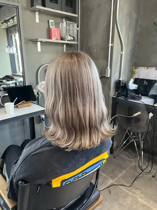 ミディアム カラー 透明感♥韓国ヘア HINAのヘアスタイル