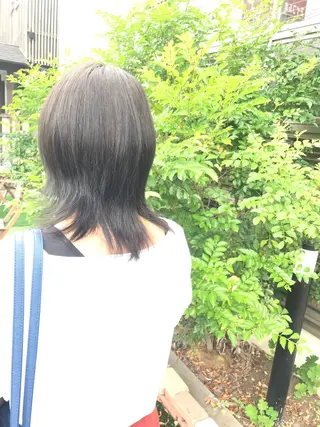 セミロング カラー 佐々木 浩之のヘアスタイル