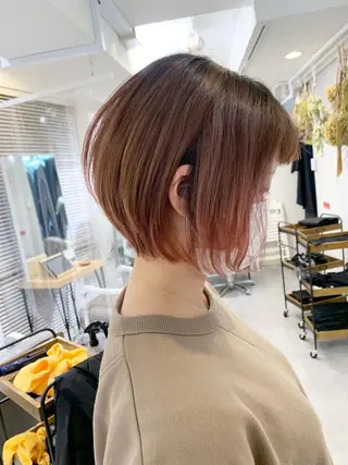 ショート レイヤー×縮毛矯正 深見 拓のヘアスタイル