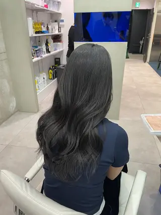 ロング カラー ヒヤジョウ ユウナのヘアスタイル