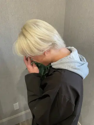 カラー 川上 華央のヘアスタイル