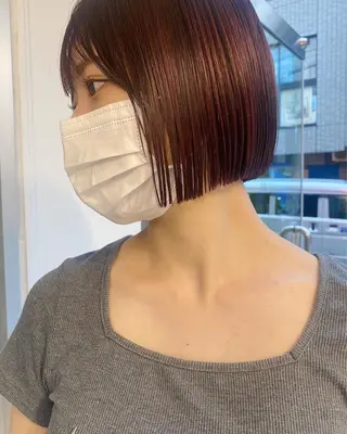 ショート カラー センターパート/ 暖色カラーayuのヘアスタイル