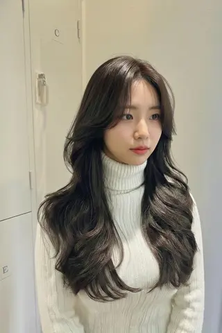 ロング tre. 甲子園口店のヘアスタイル