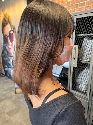 セミロング カラー パーマ ヘアアレンジ メンズ キッズ ネイル マツエク・マツパ アイブロウ 久木原 ゆりのヘアスタイル