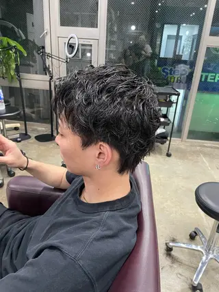 パーマ メンズ 川辺 朱莉のヘアスタイル