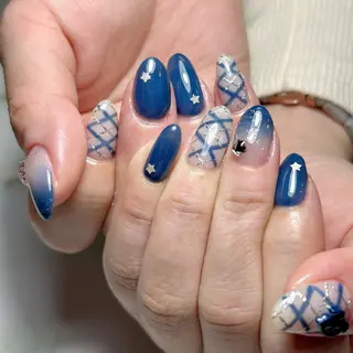ネイル RuxuryNail ／RiAnnaのネイルデザイン