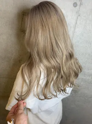 ロング カラー 💛ブリーチカラー /ブリーチ縮毛💛のヘアスタイル