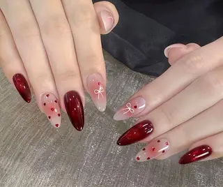 ネイル MQueen ネイルサロンのネイルデザイン