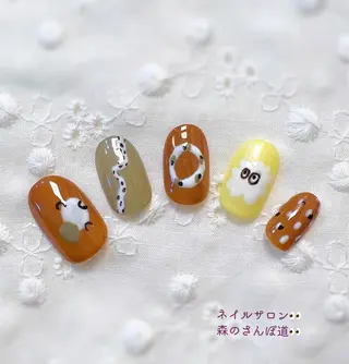 ネイル ショートネイル 森のさんぽ道のネイルデザイン