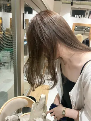 セミロング カラー 🎀レイヤー・艶カラ ー🎀YUMEKAのヘアスタイル