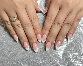 ネイル VIERU 🌈🎀💖のネイルデザイン