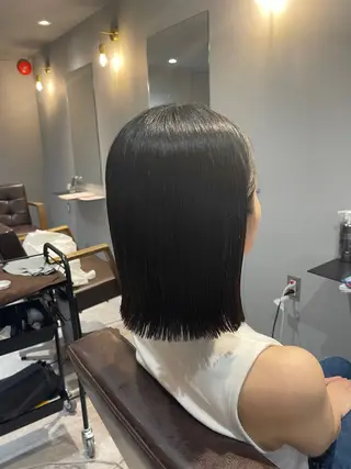 ショート Mimi🎀ブリーチ なし透明感 Ｗカラーのヘアスタイル