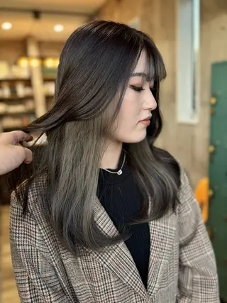 セミロング yoshihara yuukiのヘアスタイル