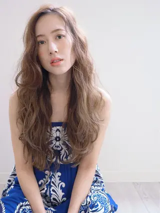 ロング カラー 花井 啓好のヘアスタイル