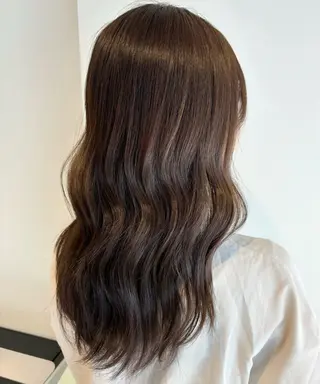ロング カラー 鈴木 紅寧のヘアスタイル