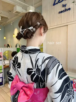 ミディアム ヘアアレンジ ヘアアレンジ🪿イデ ミユウ🪿のヘアスタイル