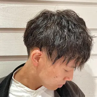 ショート パーマ メンズ 【ブリーチ無しW】 【暗髪&暖色系】圭真のヘアスタイル