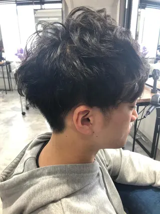 メンズ Noyヨシモト ヒロトのヘアスタイル