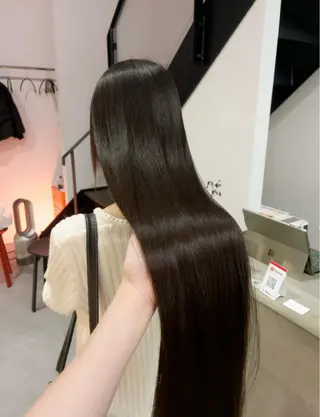 ロング パーマ miu🪅縮毛矯正 モデル募集のヘアスタイル