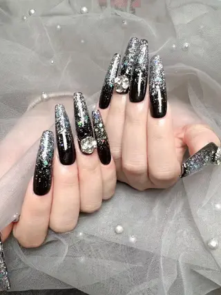 ネイル ENsalon AKIRAのネイルデザイン