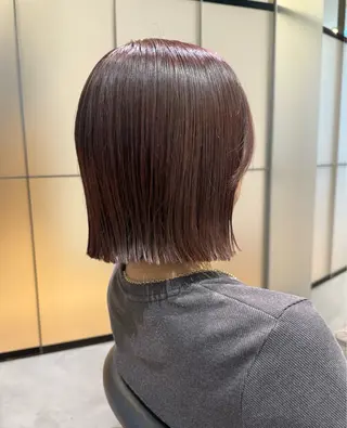 ミディアム カラー 須藤 優真 切りっぱなしボブのヘアスタイル