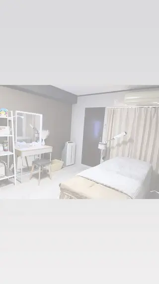頭痛肩こり改善/小顔 サロンB&H心斎橋の眉毛・アイブロウイメージ
