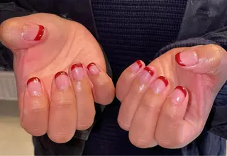 ネイル VIERU 🌈🎀💖のネイルデザイン