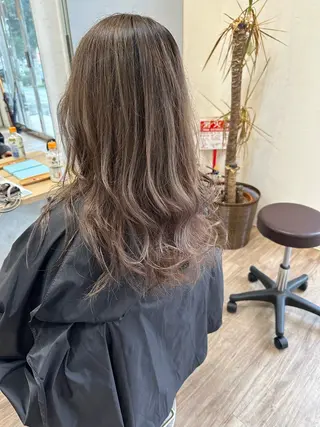 ロング TELA HAIR 副代表RIKUのヘアスタイル