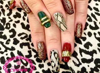 ネイル CROWN プライベートサロンのネイルデザイン