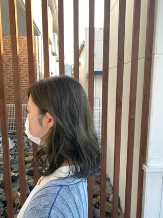 カラー SALOWIN栄 高須大貴のヘアスタイル