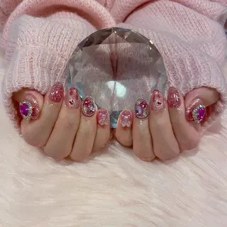 ネイル リスブラン 🎀Mika🎀のネイルデザイン