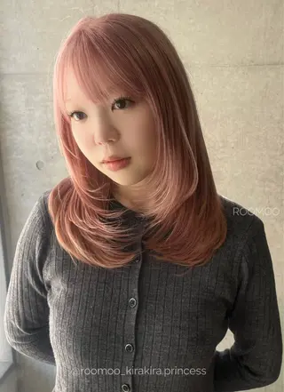 ミディアム カラー 韓国ボブ/ハッシュ カットKIRAのヘアスタイル