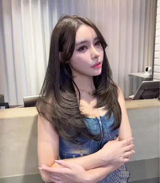 ロング votan lilleyのヘアスタイル