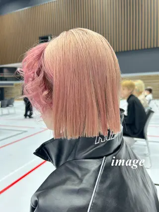 ショート カラー ピンクカラー🎀/ ミルクティー🍼花音のヘアスタイル