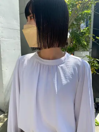 ショート カラー センターパート/ 暖色カラーayuのヘアスタイル