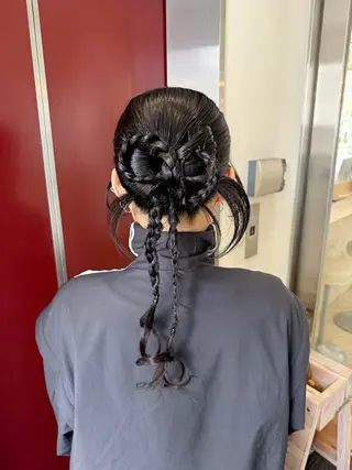 ロング Maho/海外 レイヤー/ハッシュのヘアスタイル