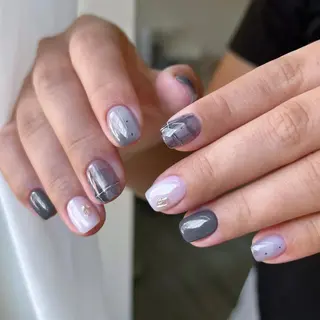 ネイル Queens テイのネイルデザイン