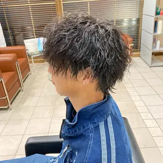 パーマ メンズ ハイトーンカラー🌈 メンズパーマ鈴木康平のヘアスタイル