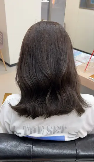 ミディアム カラー GRAN LUSSO 【MIHARU】のヘアスタイル