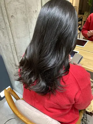 セミロング ✨色持ちの良い艶 カラー✨蟹江真世のヘアスタイル